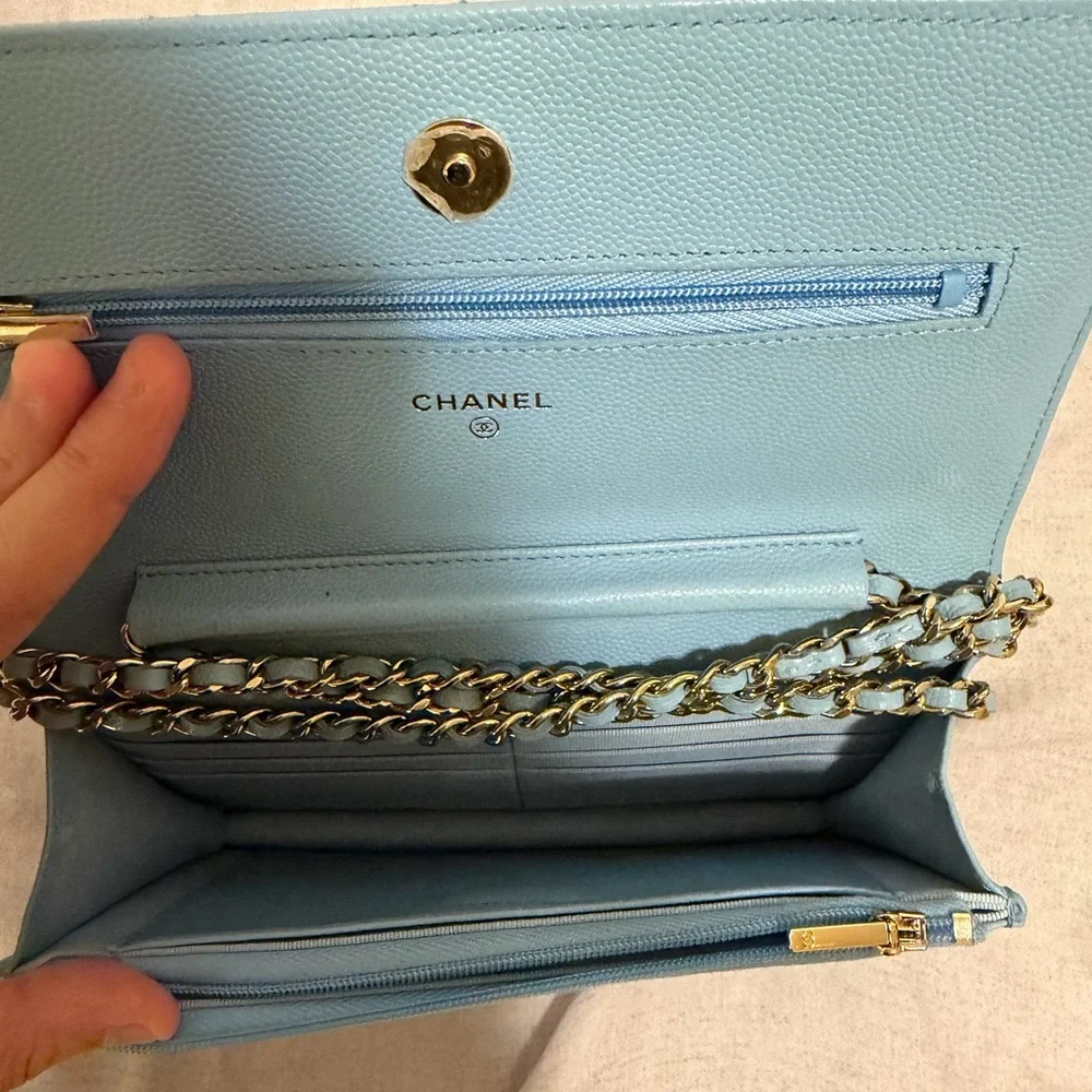 CHANEL Light Blue Quilted Shoulder Bag - Picture 6 of 6